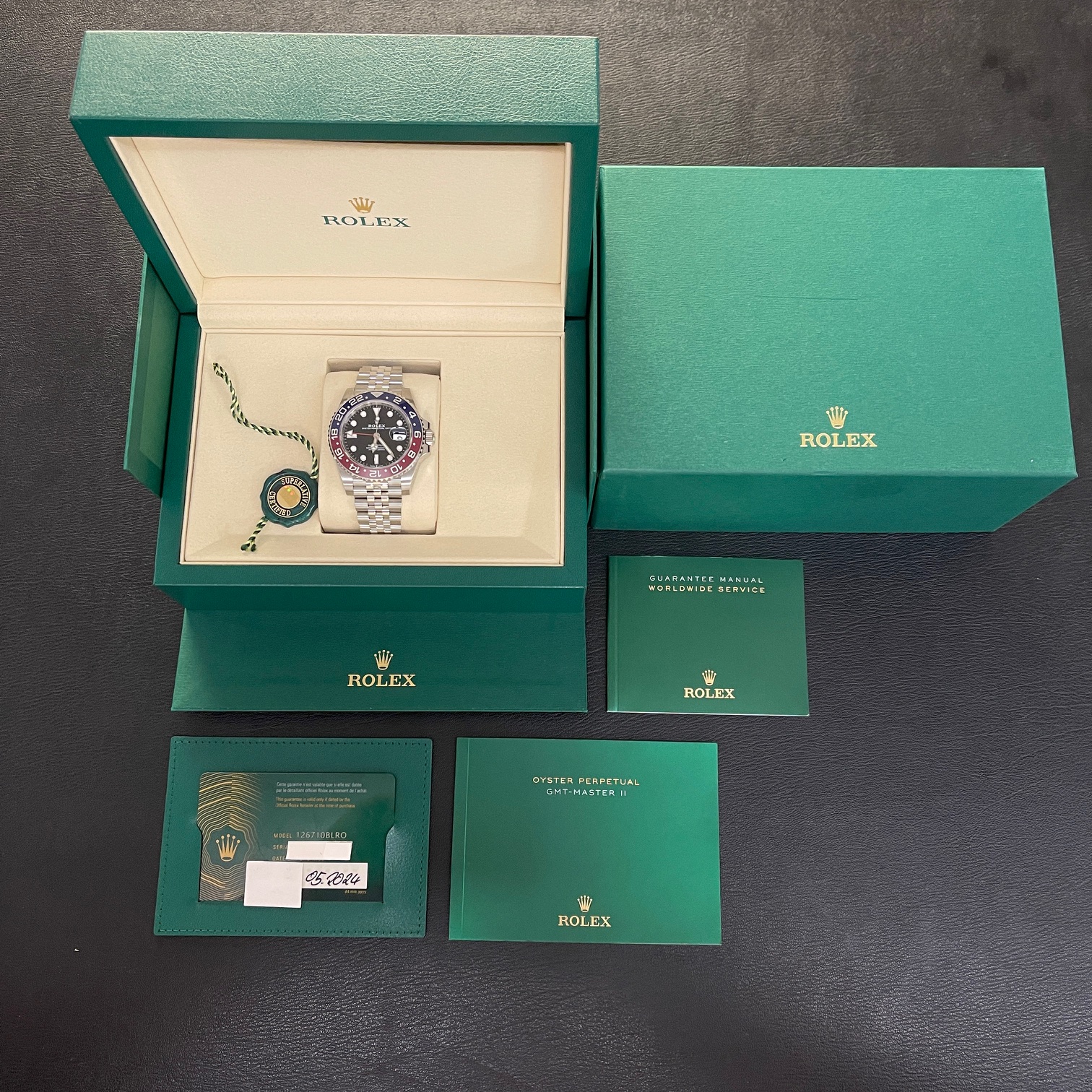 Rolex - GMT-Master II - Box/Papiere 05/2024 - UNGETRAGEN - Ref. 126710BLRO