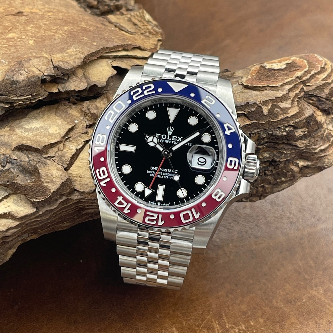 Rolex - GMT-Master II - Box/Papiere 05/2024 - UNGETRAGEN - Ref. 126710BLRO