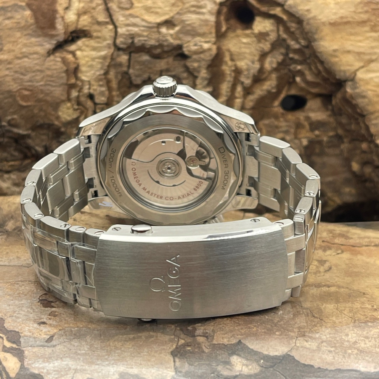 Omega - Seamaster Diver 300 M  - UNGETRAGEN - Box/Papiere 2026 - Ref. 210.30.42.20.03.001