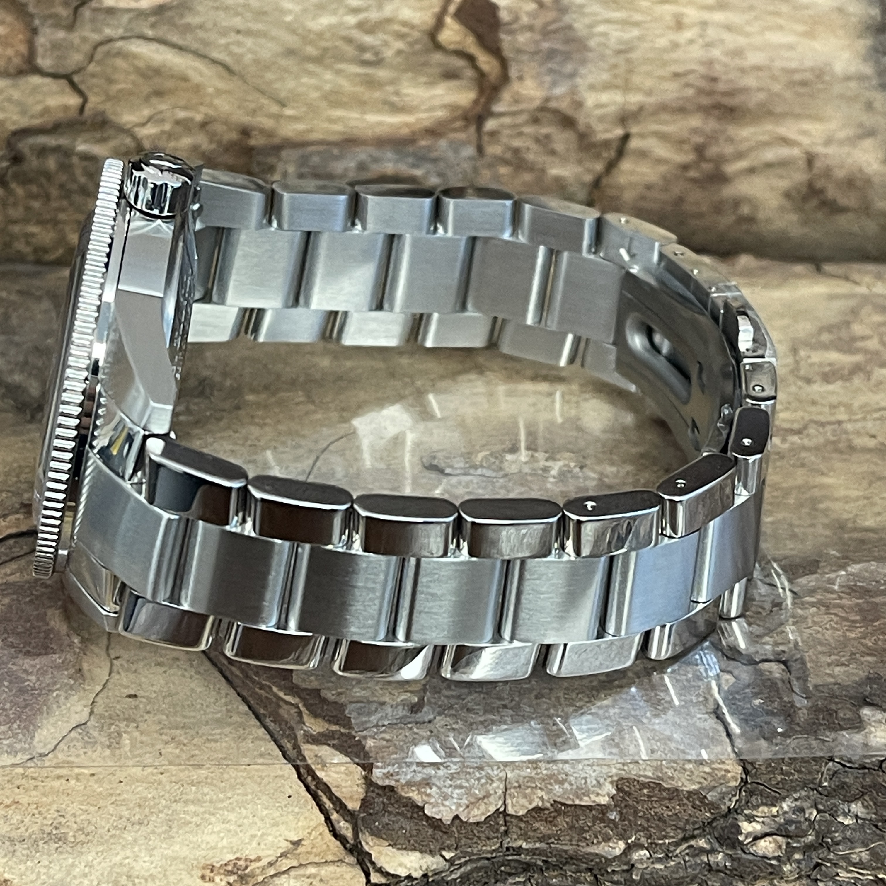 Rado Captain Cook Automatik - FULL SET 2024 - Limited - 42mm , Titan, Keramik mit schwarzem Zifferblatt in ungetragner Zustand - Titanarmband