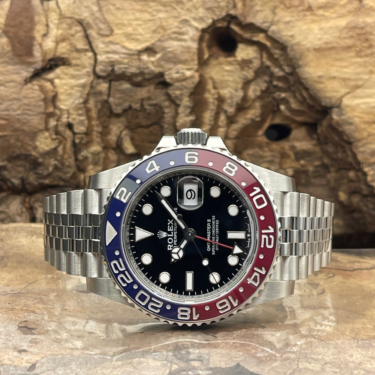 Rolex - GMT-Master II - Box/Papiere 05/2024 - UNGETRAGEN - Ref. 126710BLRO