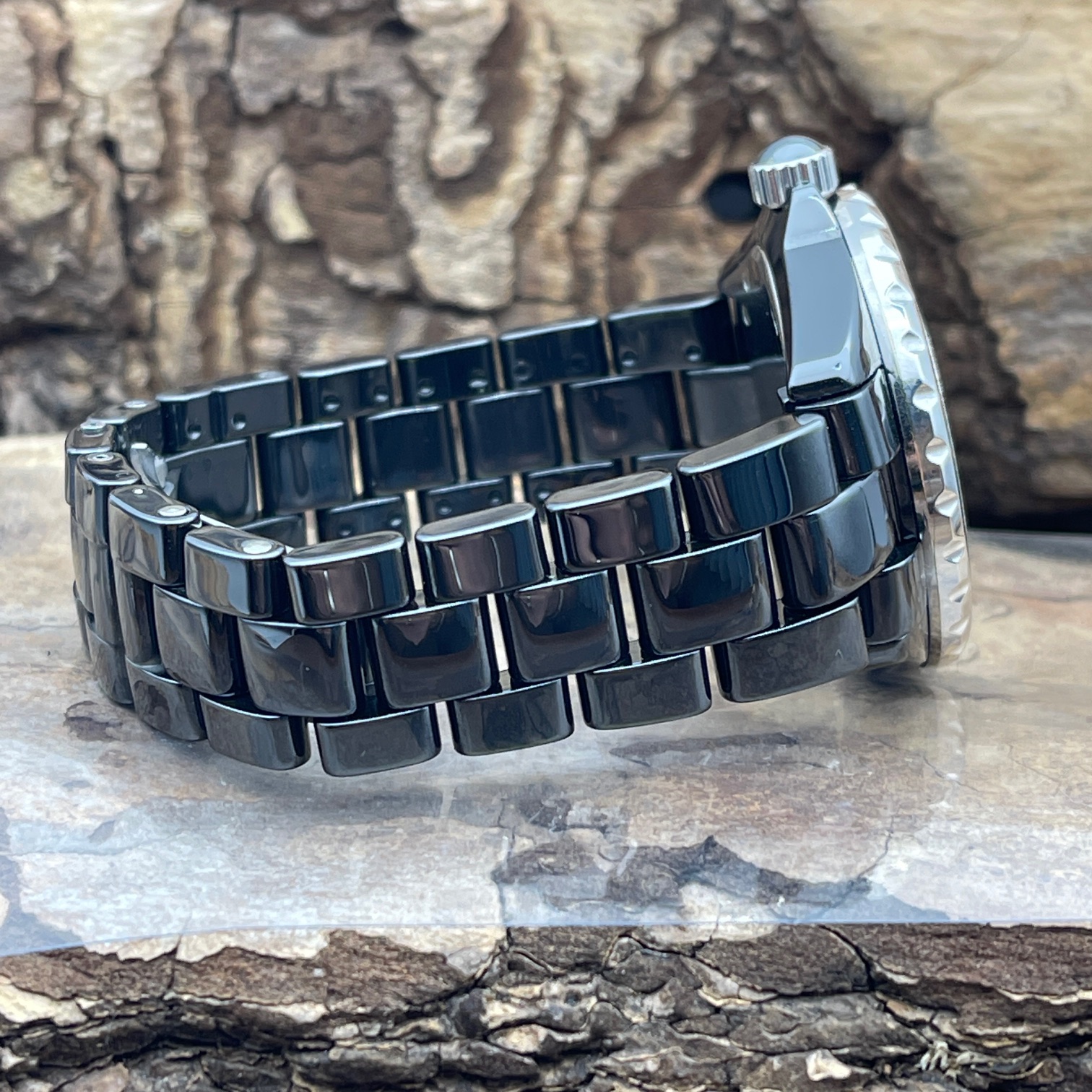Chanel - J12 - Ref. J12/H2025 - Diamatbesatz Zifferblatt - Keramik/Stahl