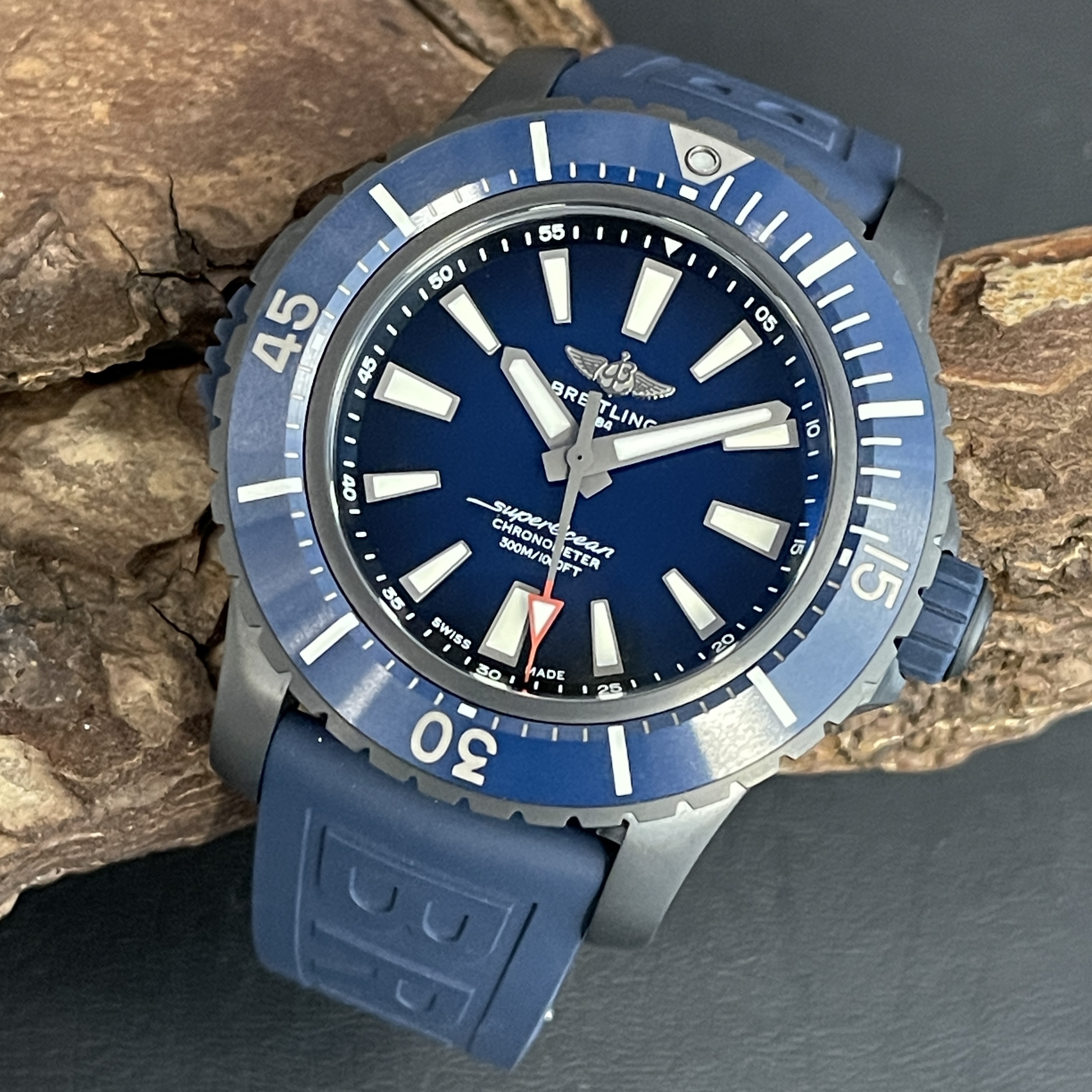 Breitling Superocean 48 - FULL SET von 2022 - Ref. V17369