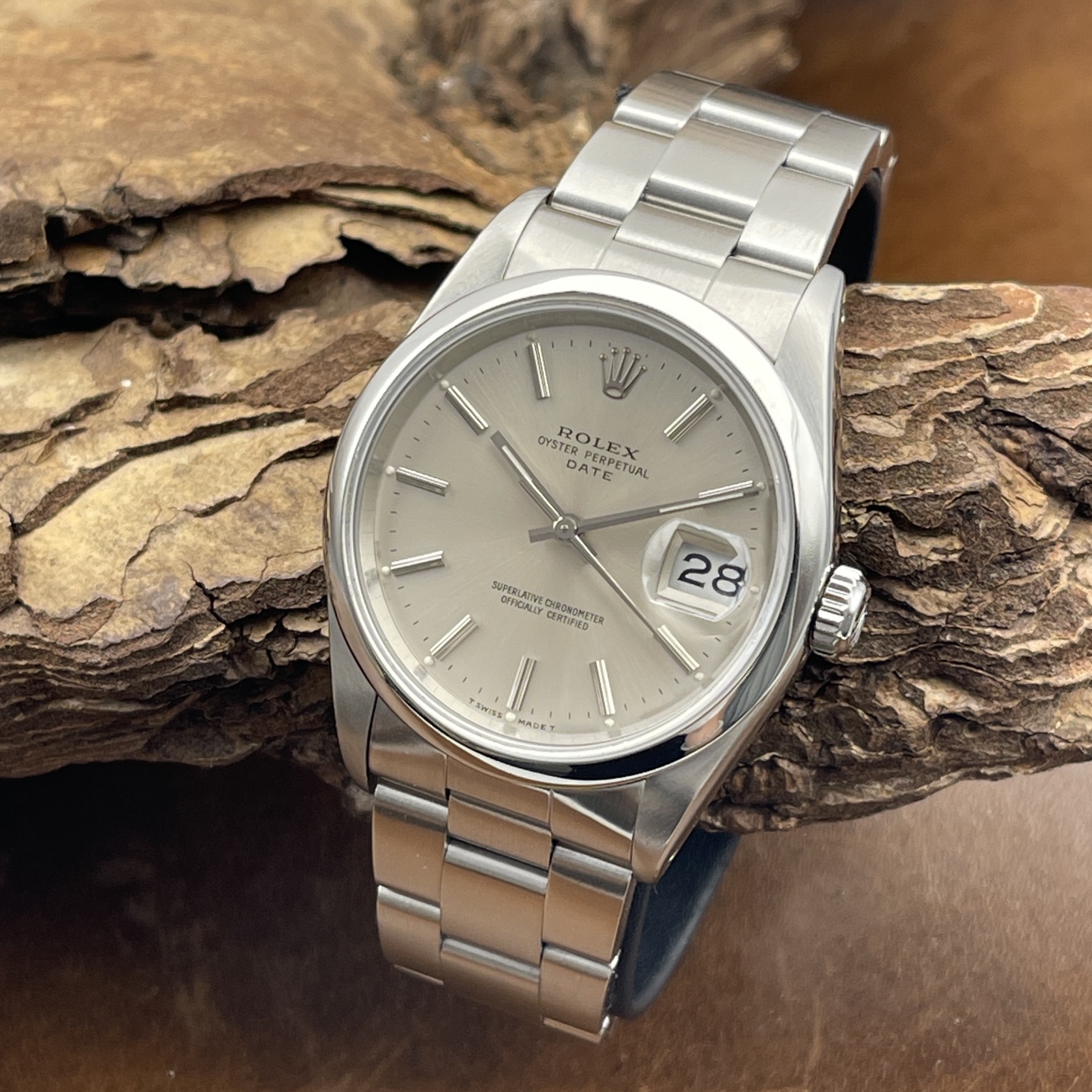 Rolex - Date 34 Stahl - silbernes Tritium-Blatt - Ref. 15200, sehr guter Zustand, Stahl, Detailansicht der Uhr