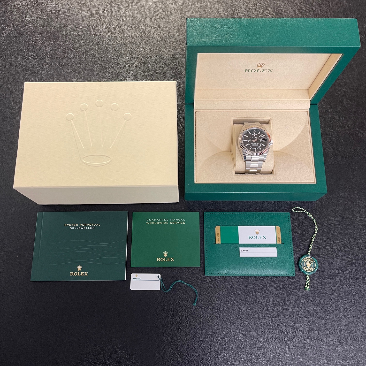 Rolex - Sky-Dweller 42mm - Steel - Ref. 326934 - Box and papers, 07/2019, LC200