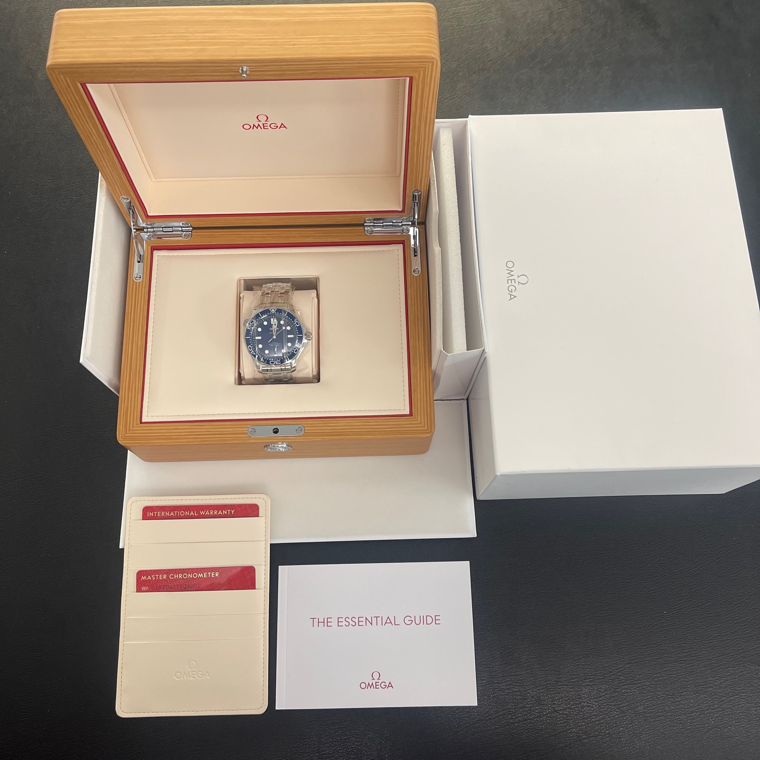 Omega - Seamaster Diver 300 M  - UNGETRAGEN - Box/Papiere 2026 - Ref. 210.30.42.20.03.001