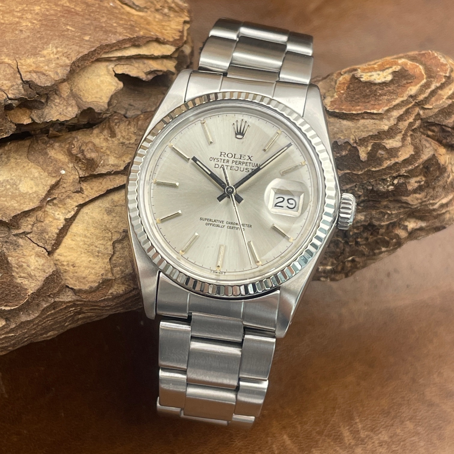 Rolex - Datejust 36- Edelstahl mit einer Lünette aus Weißgold - Ref.: 16000 - SEHR GUTER ZUSTAND, Vintage - Gesamtansicht der Uhr
