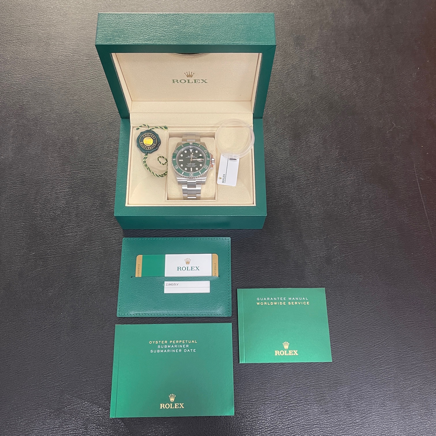 Rolex - Submariner Date - Hulk - Ungetragen - B/P 2017 LC100 - Ref. 116610LV