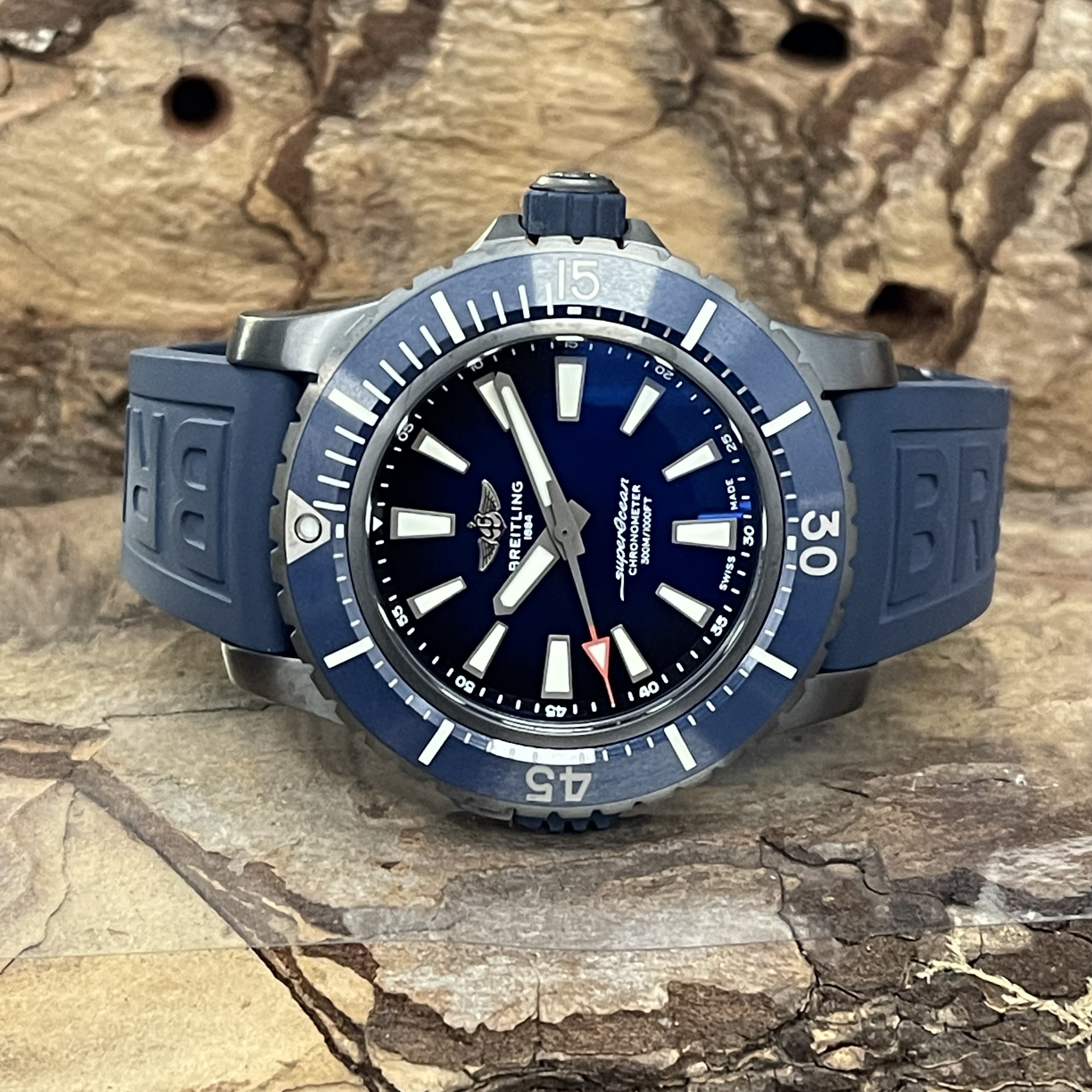 Breitling Superocean 48 - FULL SET von 2022 - Ref. V17369161C151