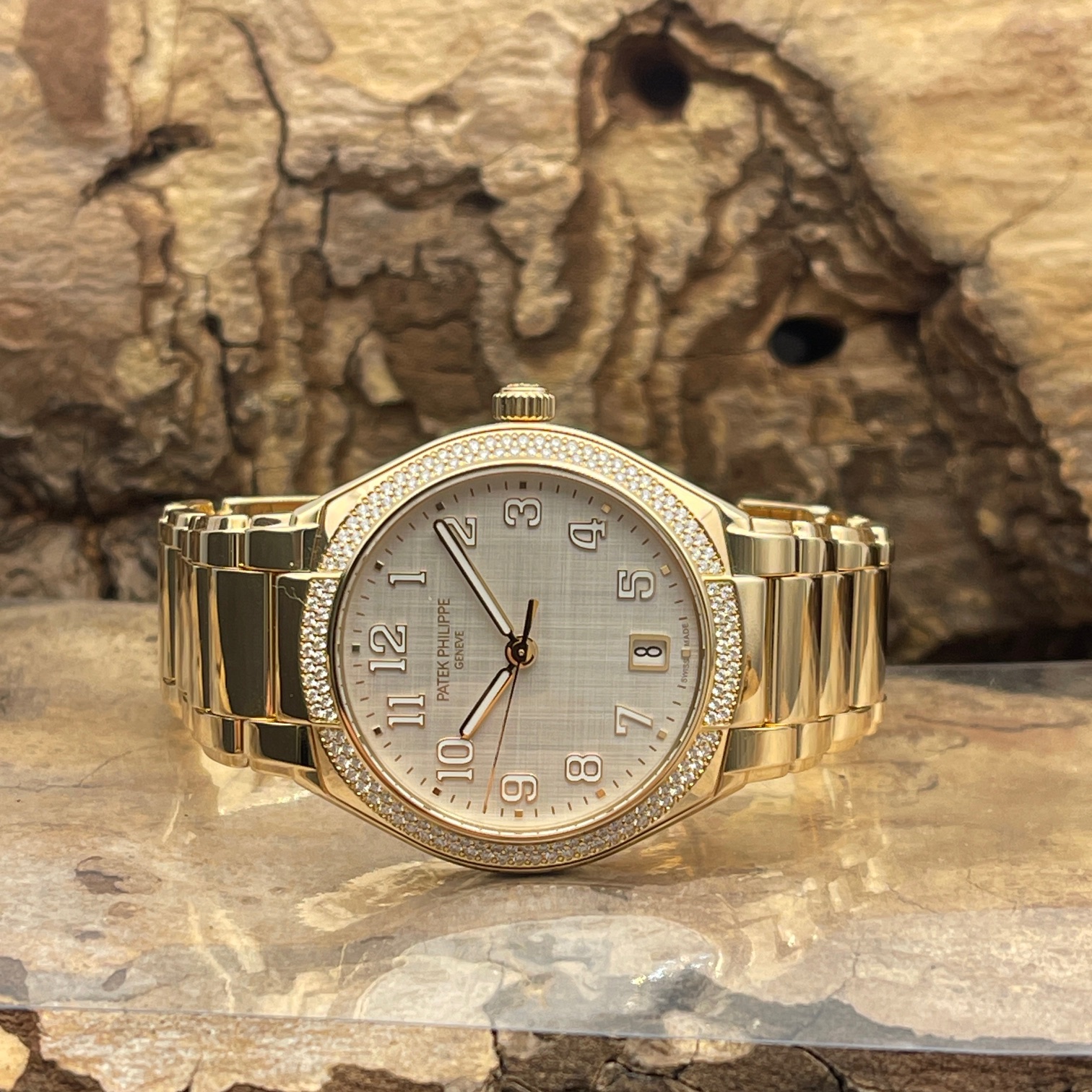 Patek Philippe - Twenty~4 - B/P 06/2022 - Ref. 7300/1200R-010 - Roségold