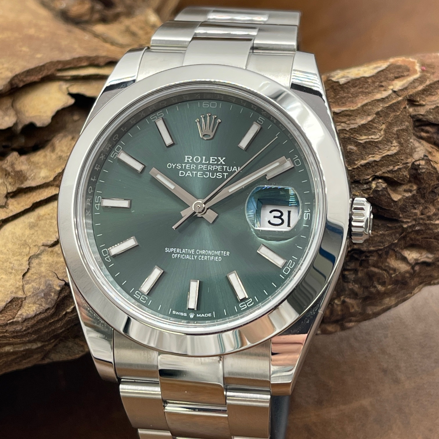 Rolex - Datejust 41 Mint Dial - FULLSET 2022 - Ref. 126300