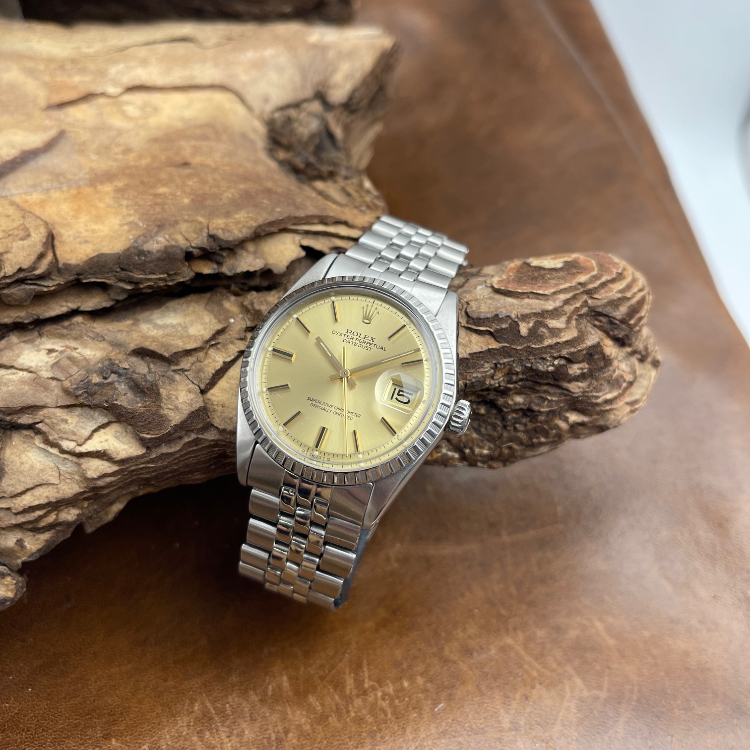 Rolex - Datejust 36 - Ref.1603 - VINTAGE - Stahl mit champagner Zifferblatt in sehr gutem Zustand - Gesamtansicht der Uhr