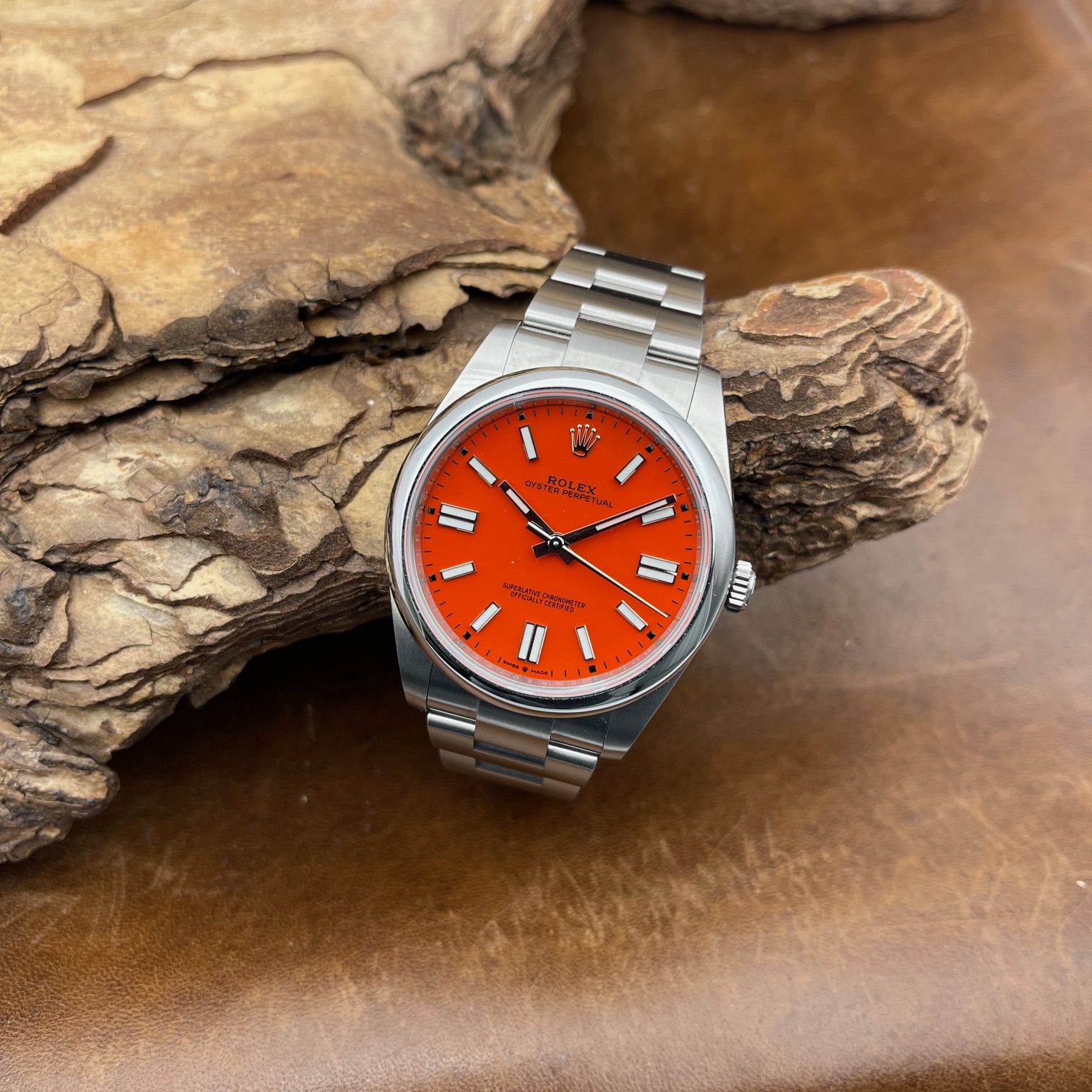 Rolex - Oyster Perpetual 41 - coral red - box & Papers - ref. 124300