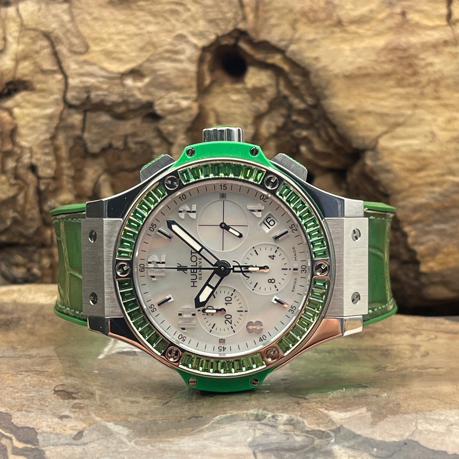 Hublot - Big Bang Tutti Frutti "Apple" - B/P 2012 - Ref. 341.SG.6010.LR.1922