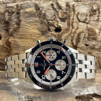 Breitling - Classic AVI Chronograph 42 Mosquito - FULLSET 2023 - Ref. Y23380