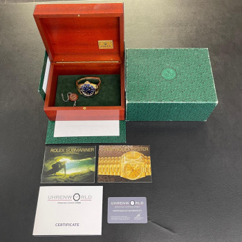 Rolex - Submariner Date - 18K Yellow Gold - Ref. 16618