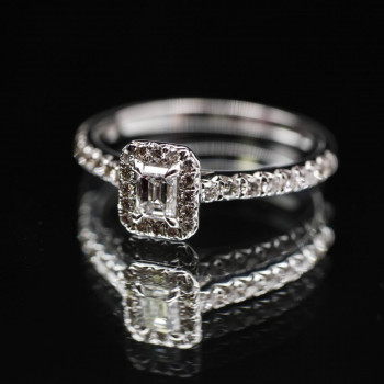 Ring 18kt mit ca. 0,55 ct Brillanten