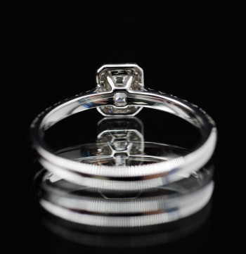 Ring 18kt mit ca. 0,55 ct Brillanten