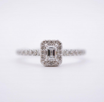 Ring 18kt mit ca. 0,55 ct Brillanten