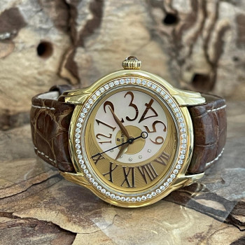 Audemars Piguet - Millenary Lady 18ct gold - Ref. 77301BA.ZZ.D097CR.01