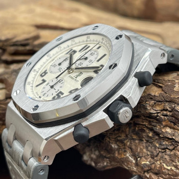 Audemars Piguet - Royal Oak Offshore Chrono Safari - Extract - Ref. 26020ST.OO.D091CR.01.A