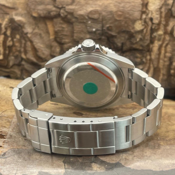 Rolex - Submariner Date "Kermit" - Box & Papers - Ref. 16610LV