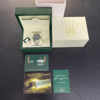 Rolex - Submariner Date "Kermit" - Box & Papers - Ref. 16610LV