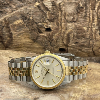 Rolex - Oyster Perpetual Date - Ref. 15223 - service papers