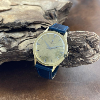 Universal Geneve - Vintage Dresswatch - 750er yellow gold - 106548-1