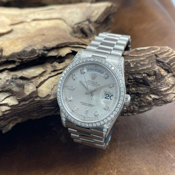 Rolex - Day-Date 36 Dia - 750er white gold - Dia-Bezel (AFTERMARKET) - FULLSET 2010 - Ref. 118339