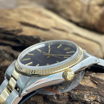 Rolex - Oyster Perpetual 34 - Ref. 14233