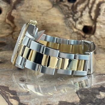 Rolex - Oyster Perpetual 34 - Ref. 14233