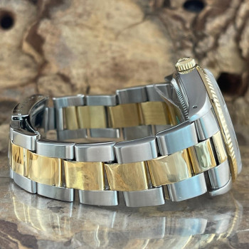 Rolex - Oyster Perpetual 34 - Ref. 14233