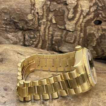Rolex - Day-Date 36 Bark Yellow Gold - Ref. 18078