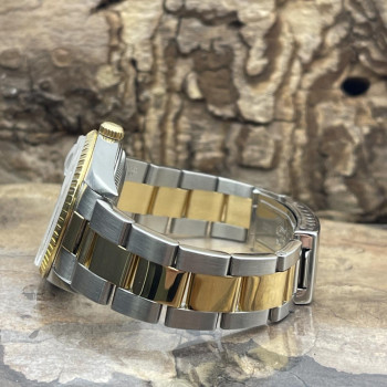 Rolex - Oyster Perpetual Date 34 - Ref. 15223