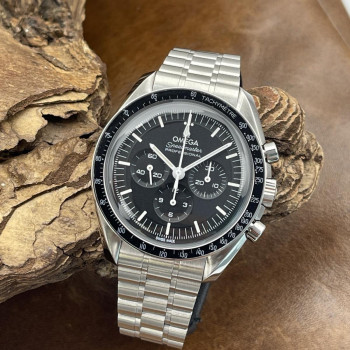 Omega - Speedmaster Professional Moonwatch - FULLSET 2023 - Ref. 31030425001001