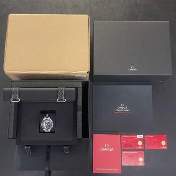 Omega - Speedmaster Professional Moonwatch - FULLSET 2023 - Ref. 31030425001001
