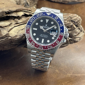 Rolex - GMT-Master II "Pepsi" - UNGETRAGEN - VERKLEBT - FULLSET 2023 - Ref. 126710BLRO