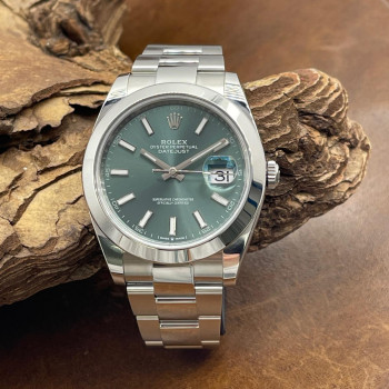 Rolex - Datejust 41 Mint Dial - FULLSET 2022 - Ref. 126300