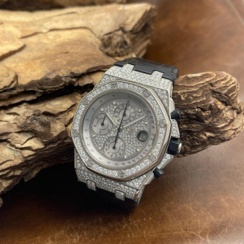 Audemars Piguet - Royal Oak Offshore Chrono - Factory Diamond - FULLSET 2008 - Ref. 26067BC.ZZ.D002CR.01