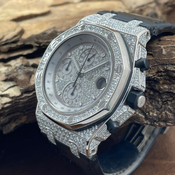Audemars Piguet - Royal Oak Offshore Chrono - Factory Diamond - FULLSET 2008 - Ref. 26067BC.ZZ.D002CR.01