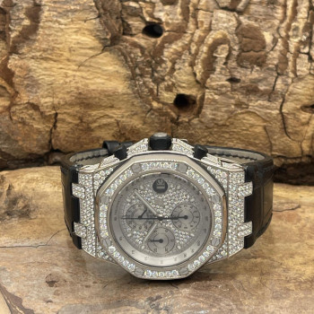 Audemars Piguet - Royal Oak Offshore Chrono - Factory Diamond - FULLSET 2008 - Ref. 26067BC.ZZ.D002CR.01