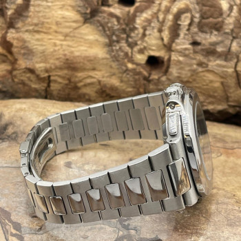 Patek Philippe - Nautilus Chronograph - FULLSET 2011 German - Ref. 5980/1A-001