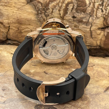 Panerai Luminor Flyback Chronograph - OP 6930 - 18 Karat Roségold