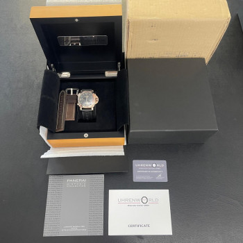 Panerai Luminor Flyback Chronograph - OP 6930 - 18 Karat Roségold