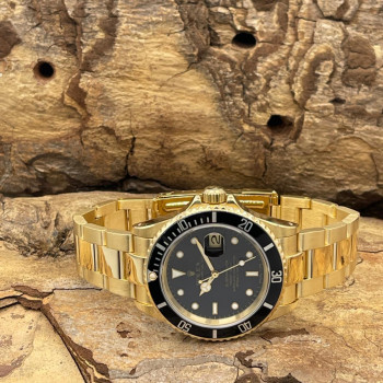 Rolex - Submariner Date - 18Kt Gelbgold - Ref. 16618