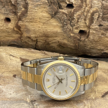 Rolex - Oyster Perpetual Date - Rolex papers - Ref. 15053