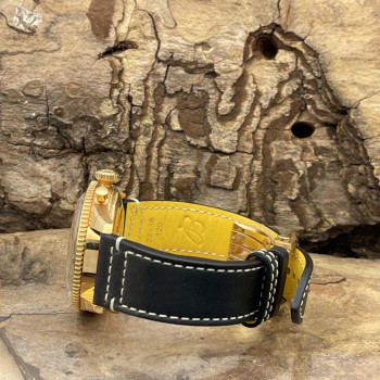 Breitling - Classic Avi Chrono 42 P-51 Mustang Roségold - NEW GOODS - FULLSET 2026 - Ref. R233801A1B1X1