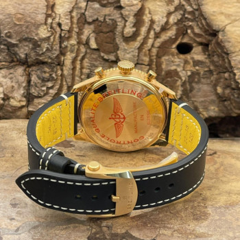 Breitling - Classic Avi Chrono 42 P-51 Mustang Roségold - NEW GOODS - FULLSET 2026 - Ref. R233801A1B1X1