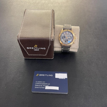 Breitling - Classic Avi Chrono 42 P-51 Mustang Roségold - NEW GOODS - FULLSET 2026 - Ref. R233801A1B1X1